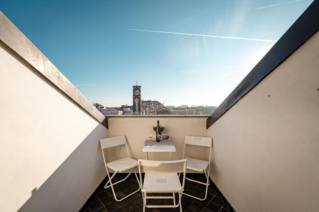 Stagabin La Mansarda Panoramica Un Rifugio Di Eleganza E Tranquillita Appartement Turijn Buitenkant foto