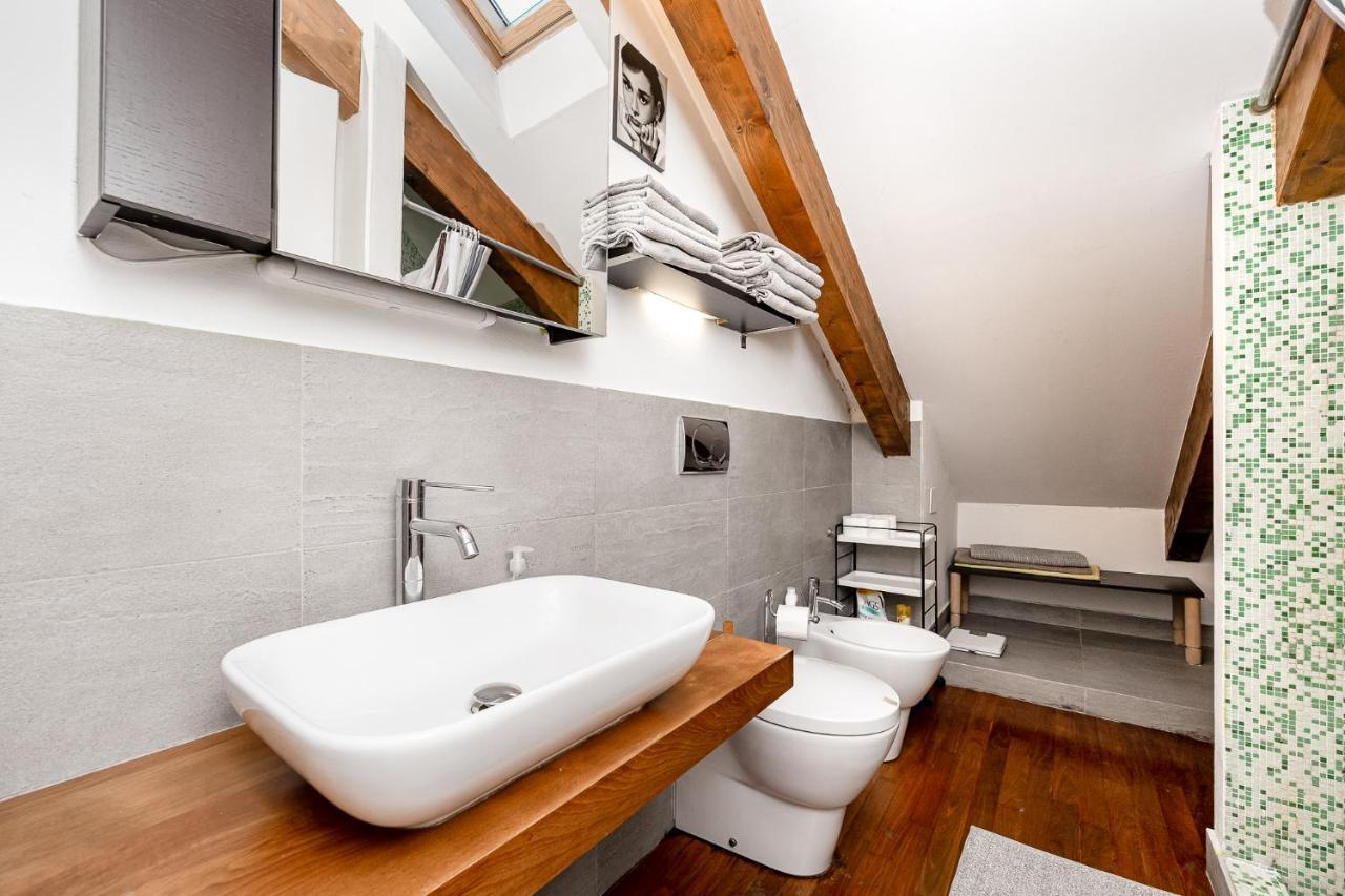 Stagabin La Mansarda Panoramica Un Rifugio Di Eleganza E Tranquillita Appartement Turijn Buitenkant foto
